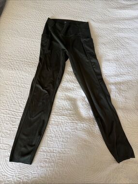 Olive Green all in motion High-Waist Leggings with Side Pockets